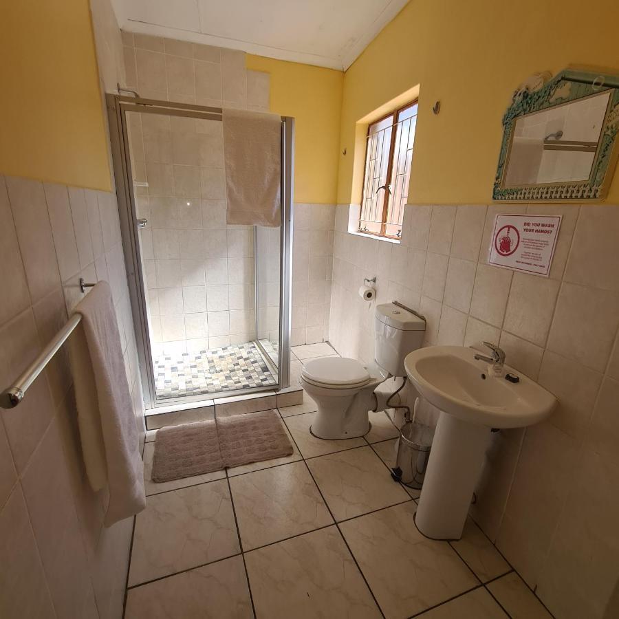 Ethen Guesthouse Polokwane Esterno foto