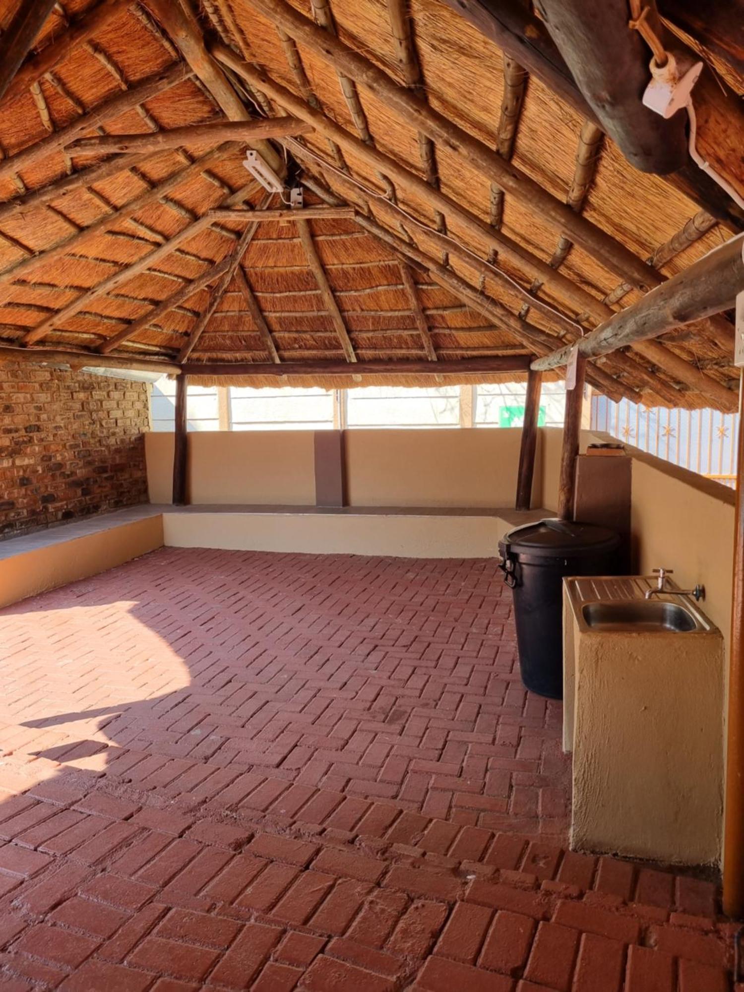Ethen Guesthouse Polokwane Esterno foto