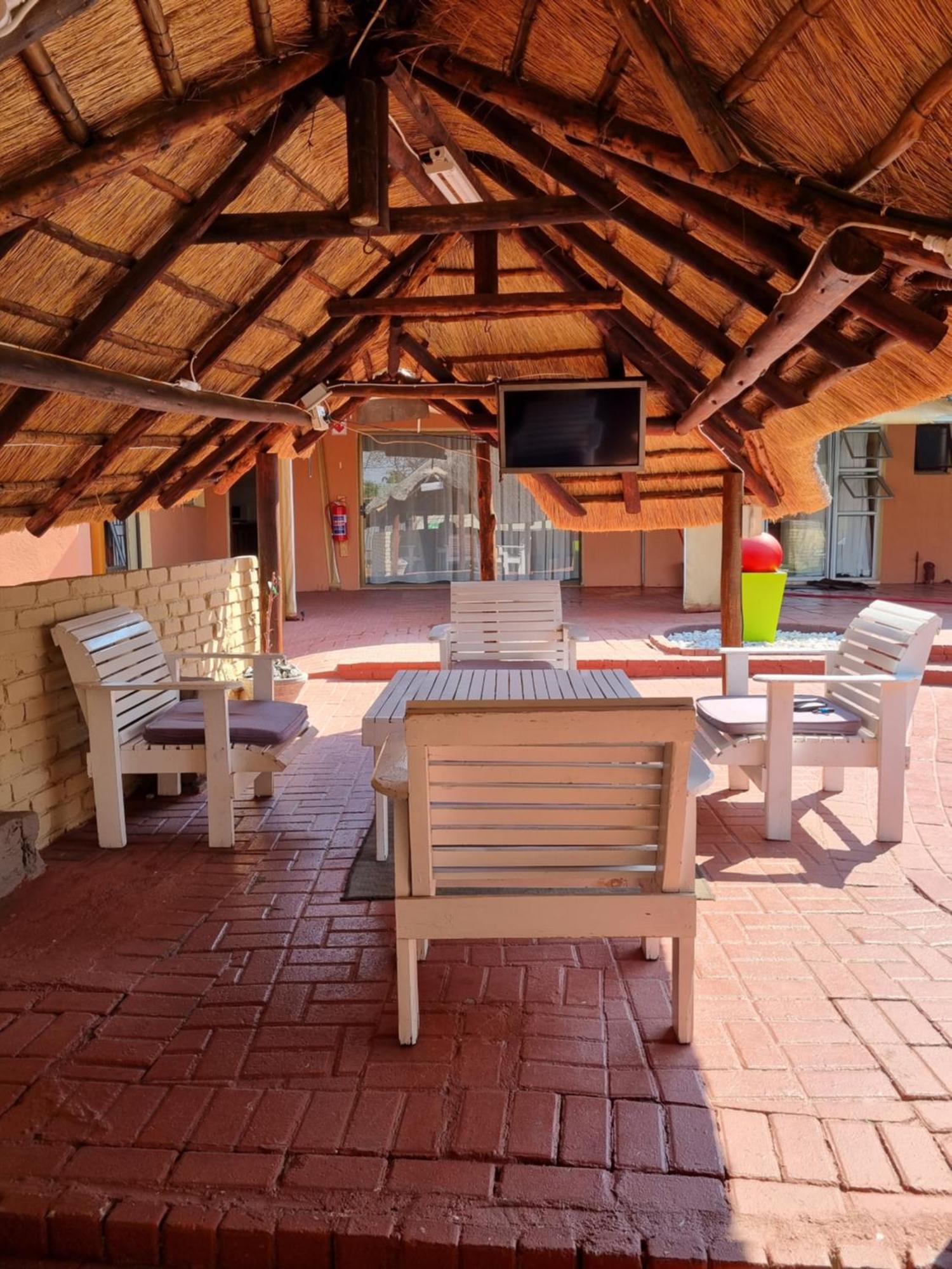 Ethen Guesthouse Polokwane Esterno foto