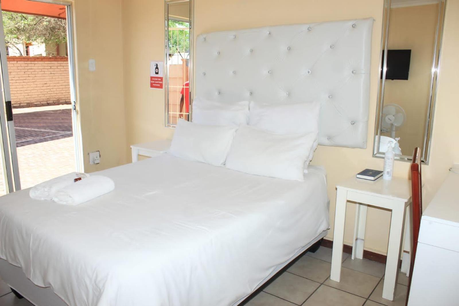 Ethen Guesthouse Polokwane Esterno foto