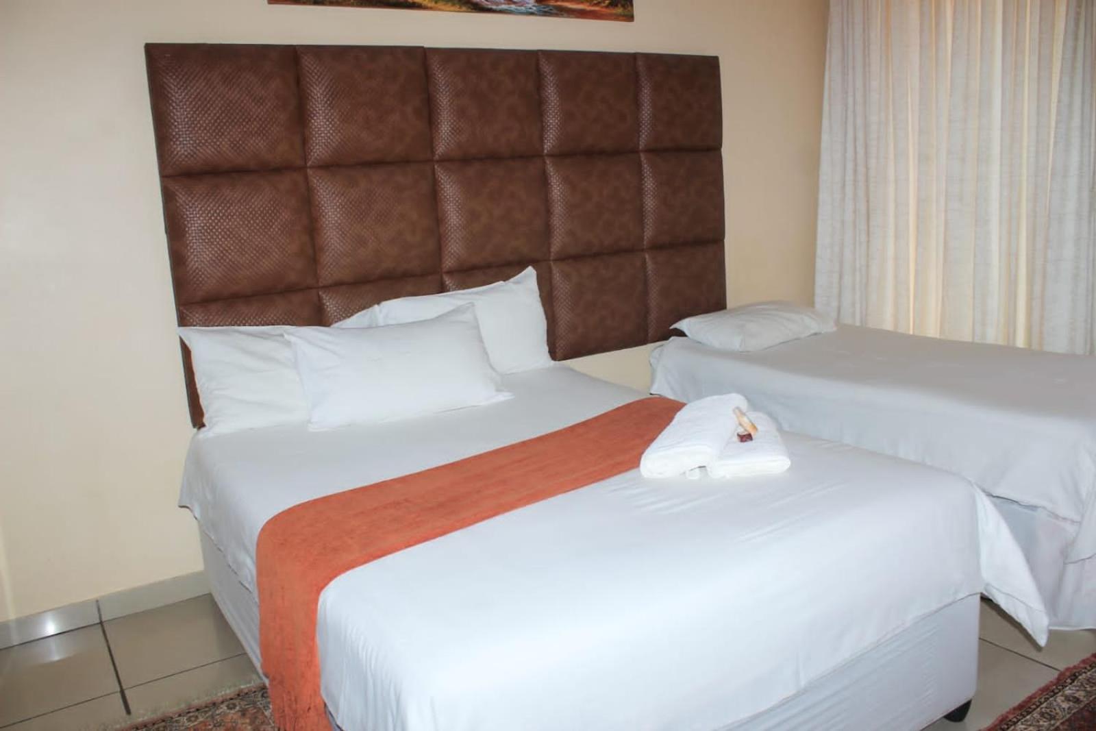 Ethen Guesthouse Polokwane Esterno foto