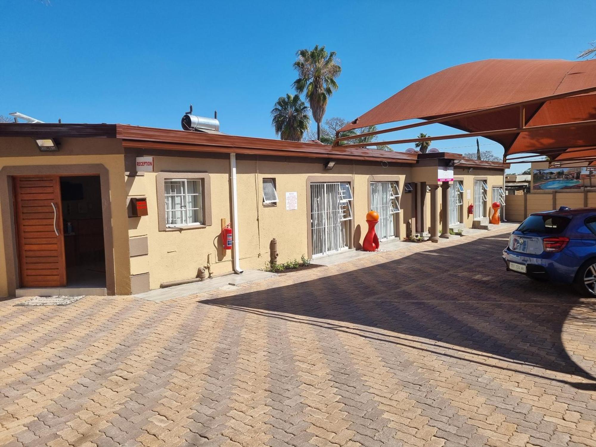 Ethen Guesthouse Polokwane Esterno foto